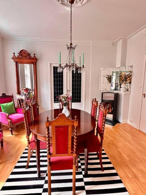 Unik Jugend Leilighet I Sentrum Apartment โอเลซุนด์ ภายนอก รูปภาพ
