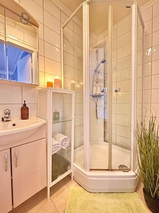 Unik Jugend Leilighet I Sentrum Apartment โอเลซุนด์ ภายนอก รูปภาพ